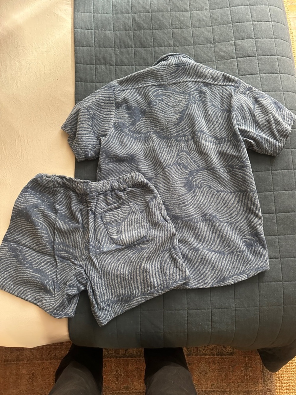 OAS Men's Blue Wave Pattern Short Sleeve Shirt & Shorts Set - Picture 6 of 6